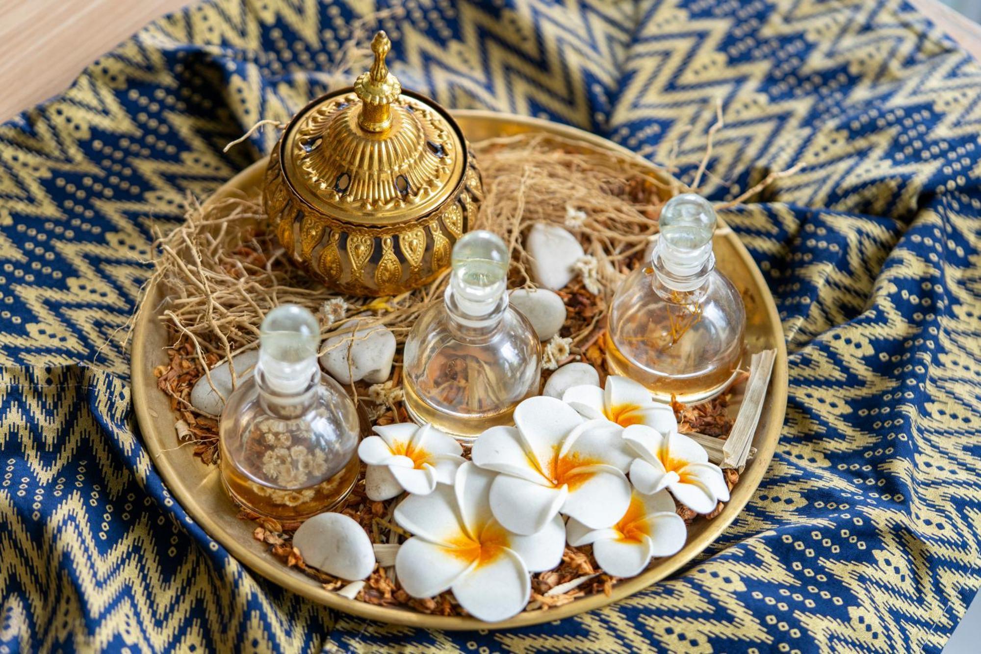 فندق وشقق باتيكا - كاراوانج كراوانغ المظهر الخارجي الصورة